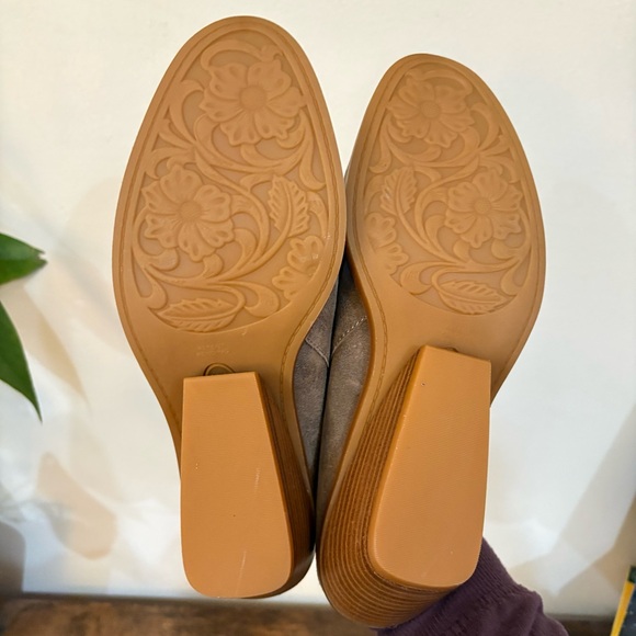 Sofft Nicki Leather Wedge Mules Size 9.5 - Picture 7 of 8